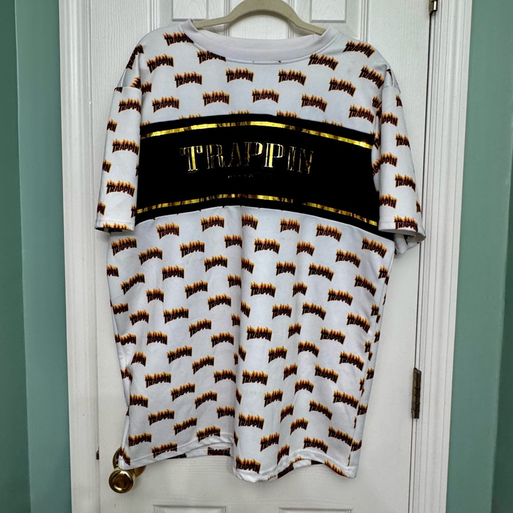 FRPLY TRAPPIN World Wide Flame Shirt White with Gold Trappin Size 2XL